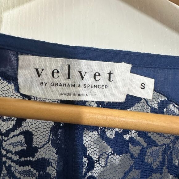 Velvet by Graham & Spencer Womens Blue Lace Long Sleeves Blouse Size Small NWT‎ - Picture 3 of 6